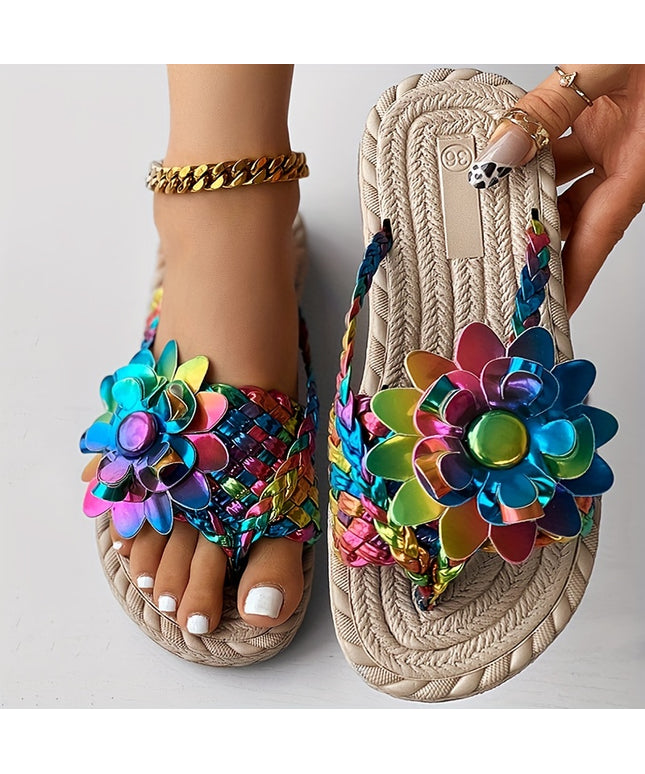 Women'S Colorful Floral Slide Sandals - Open-Toe, Flat Sole, Synthetic Cover with Golden Chain Ankle Strap, Black & White Striped Design, Perfect for Beach or Casual Wear, Beach Footwear | Floral Sandals | Synthetic Cover San