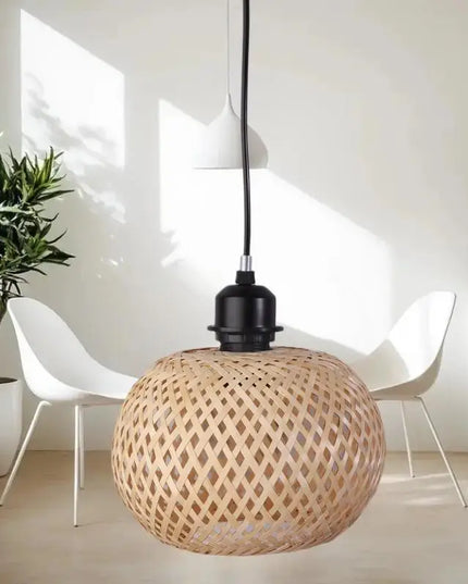 Artisan Rattan Lampshade Pendant Light Bamboo Fixture for Home Dining Area & Restaurant Lighting