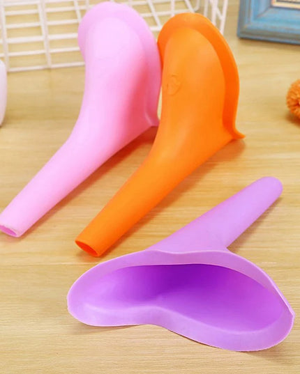 2pcs Woman Standing Piss Portable Toilet Urinal Camping Tent Outdoor Travel Emergency Soft Silicone Pee Funnel Urine Toilet