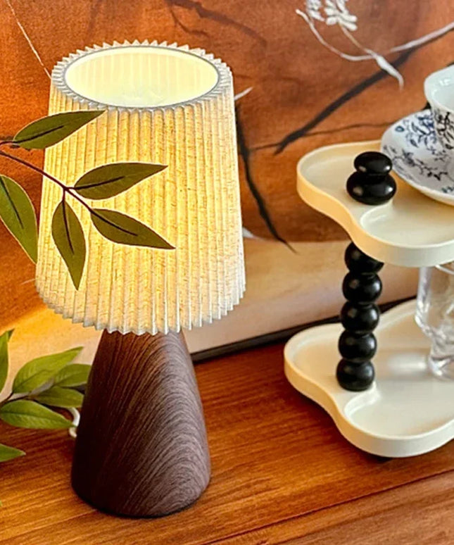 Nordic LED Table Lamp Bedroom USB Study Room Desktop Night Light Indoor  Bedrooms Living ROOM Decotion LED Bedside Desk Lamps